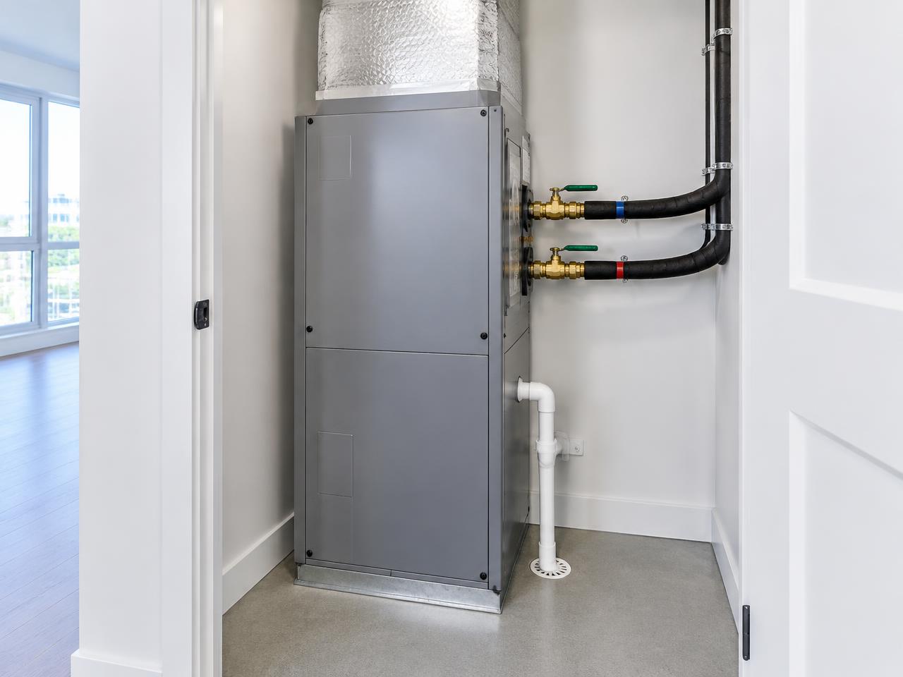 Illustrative water-source heat pump installation equipment and service setting in South Florida